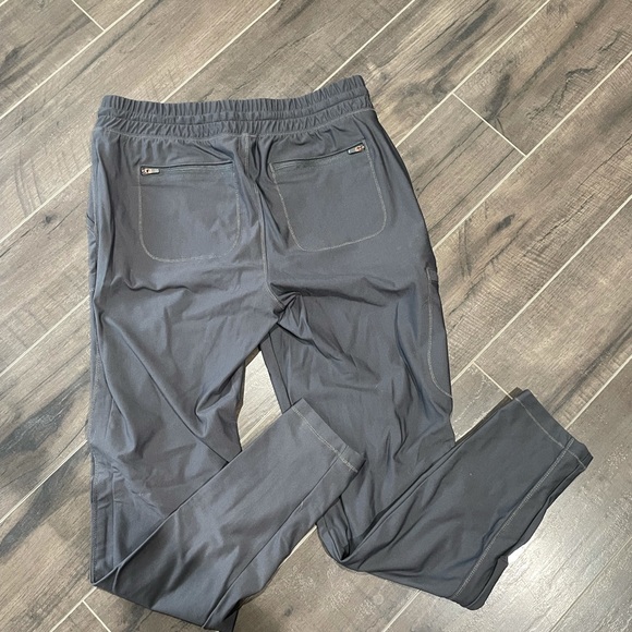 Cherokee pants - Picture 3 of 3